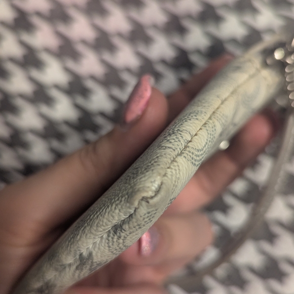 Silver and Cream Wristlet with Logo - Picture 4 of 5